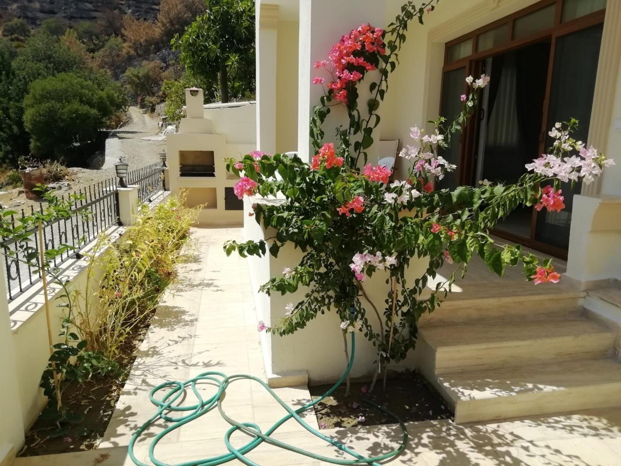 Genc Apart Μούγκλα Εξωτερικό φωτογραφία